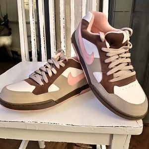 Women Nike Dunk Low Pro Tan & Mahogany Pink, size 91/2 or mens 8.Great condition